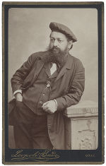 Leopold Bude mit Barett, 1881